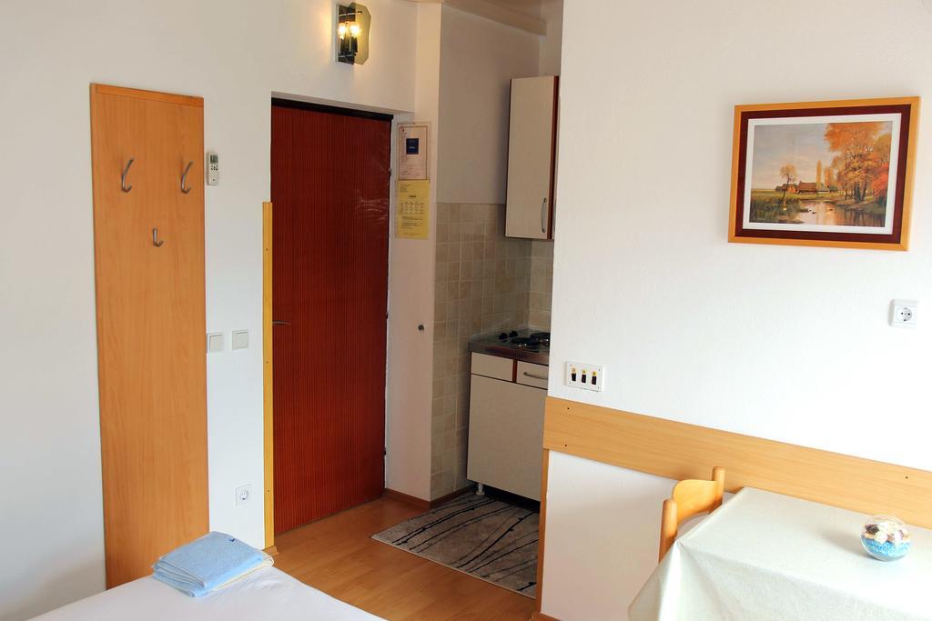 Apartments J&R Babara Biograd Na Moru Dış mekan fotoğraf