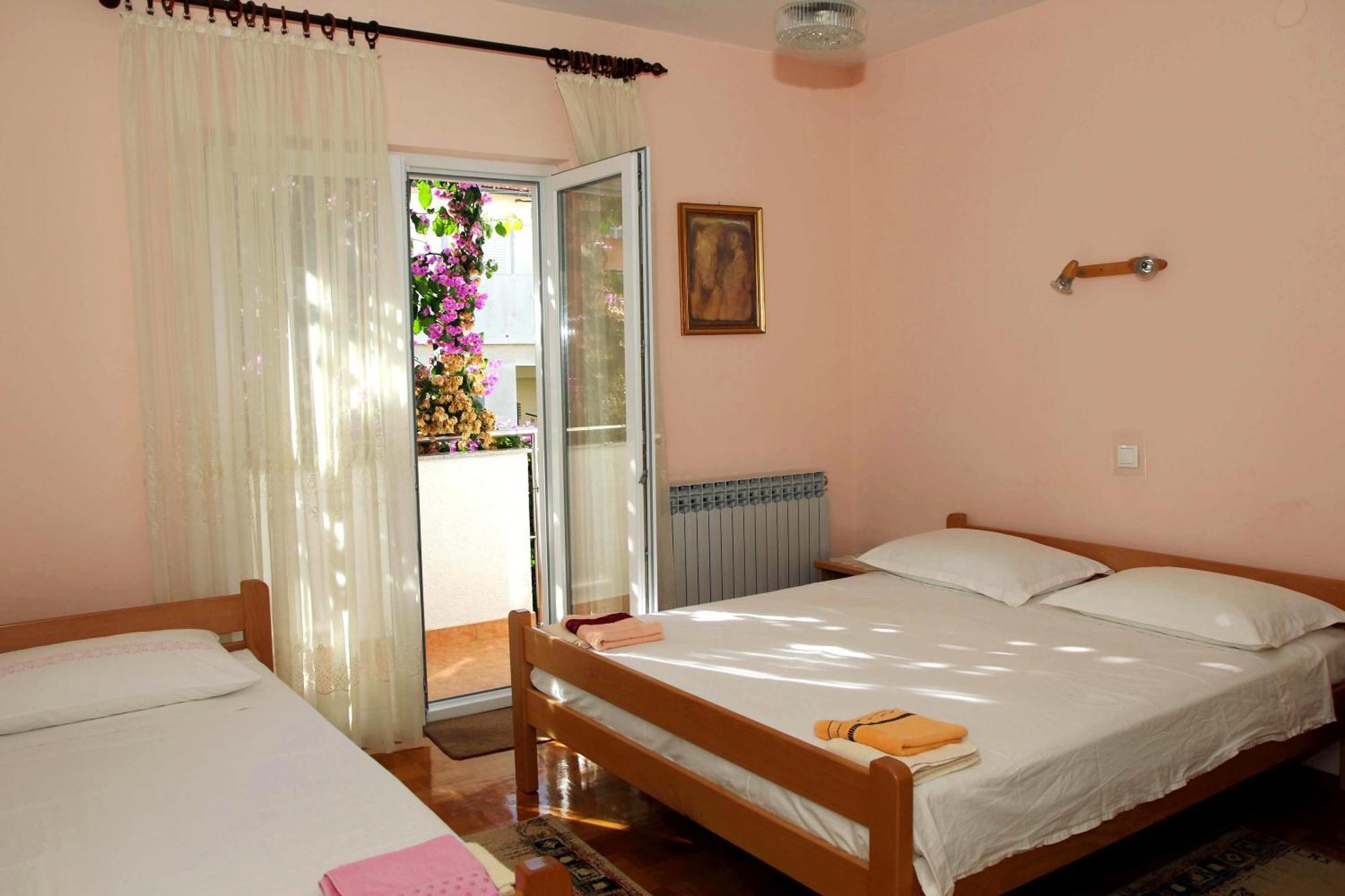 Apartments J&R Babara Biograd Na Moru Oda fotoğraf