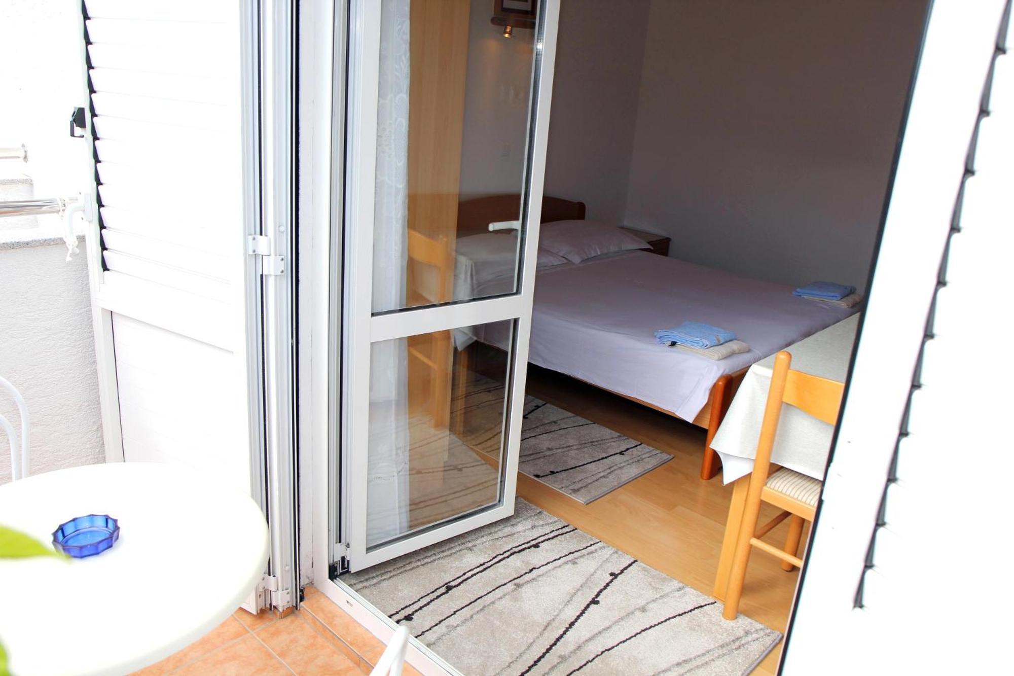 Apartments J&R Babara Biograd Na Moru Oda fotoğraf