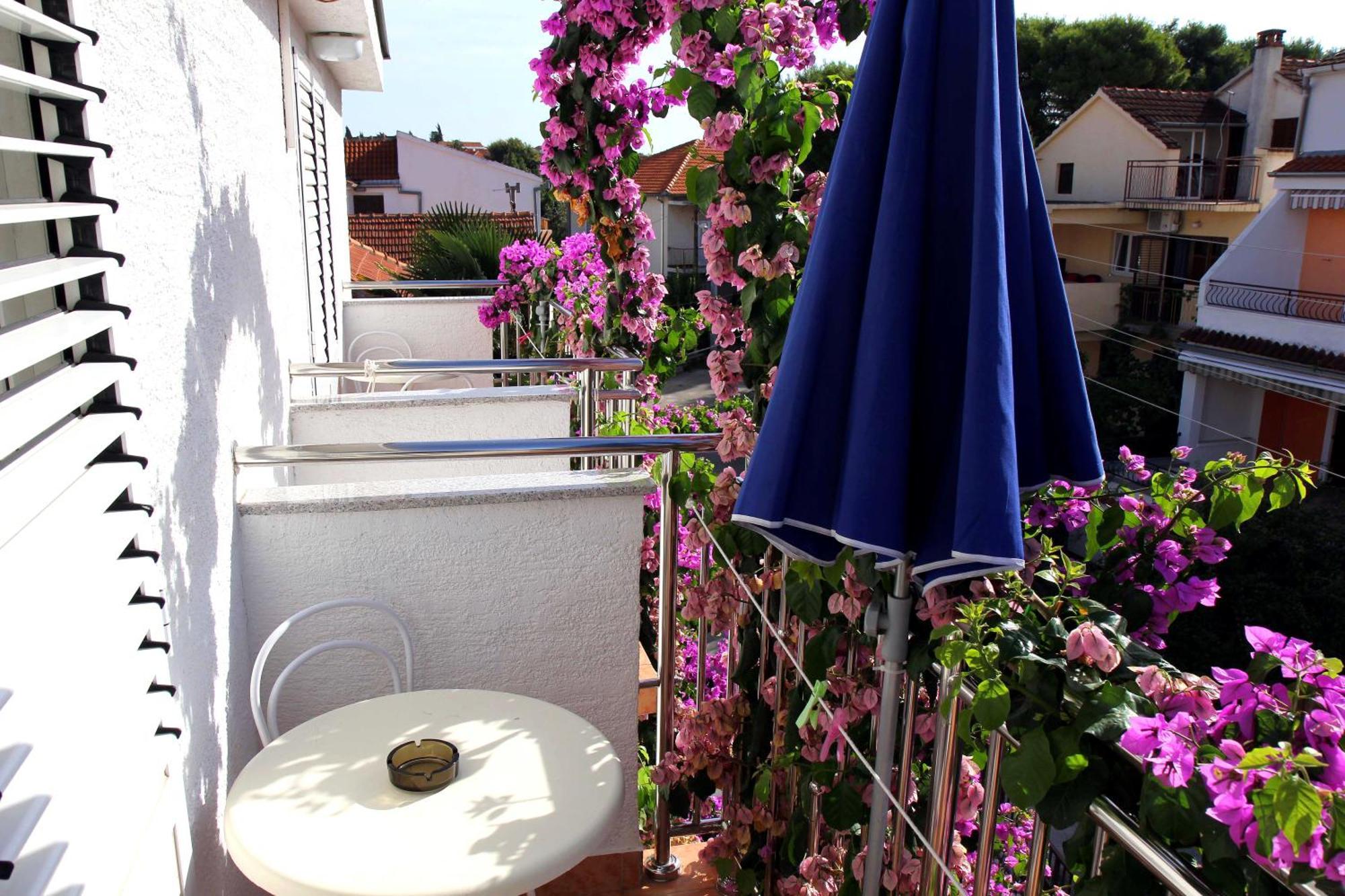 Apartments J&R Babara Biograd Na Moru Oda fotoğraf