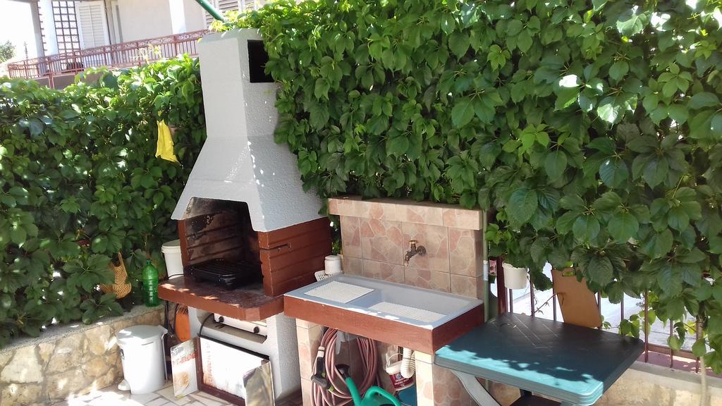 Apartments J&R Babara Biograd Na Moru Dış mekan fotoğraf